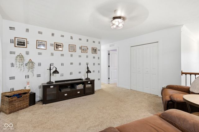 15217 Slateford Road, Noblesville, IN 46062