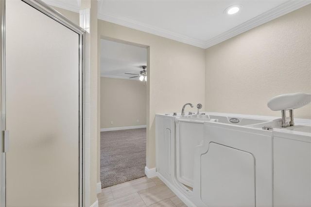 2294 KNOLLWOOD DRIVE, Leesburg, FL 34748