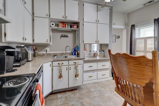 2118 Bird Avenue, Joplin, MO 64804