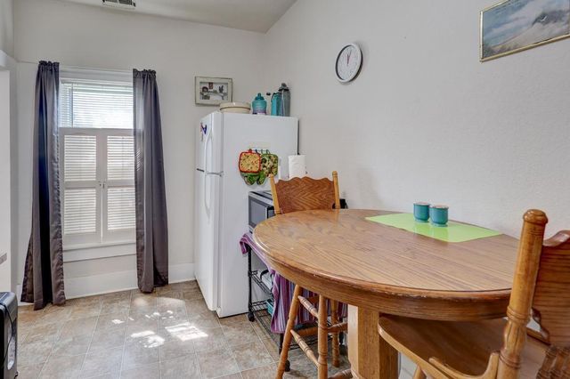 2118 Bird Avenue, Joplin, MO 64804