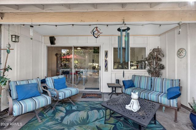 6968 W CALAVAR Road, Peoria, AZ 85381