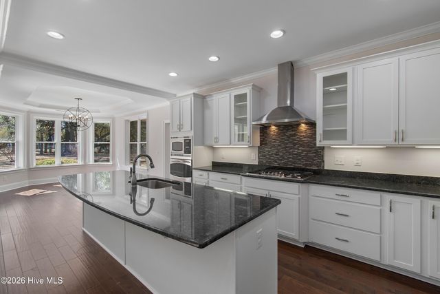 379 Lockwood Lane SW, Supply, NC 28462