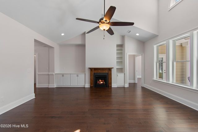 379 Lockwood Lane SW, Supply, NC 28462