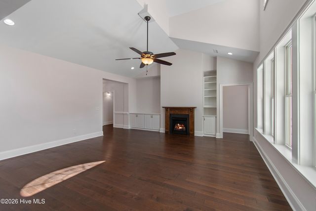 379 Lockwood Lane SW, Supply, NC 28462