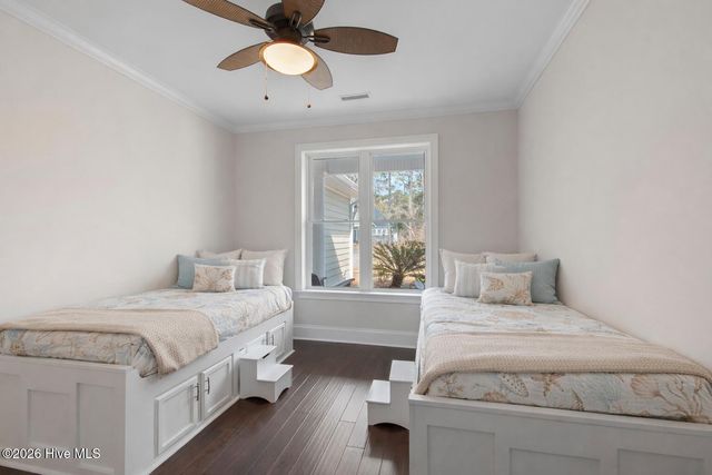 379 Lockwood Lane SW, Supply, NC 28462