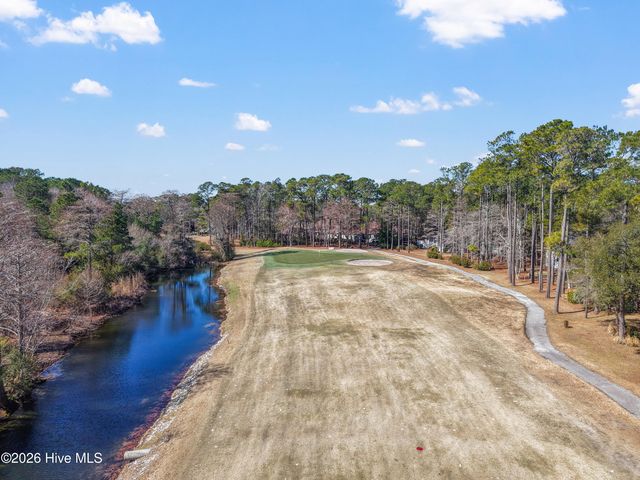 379 Lockwood Lane SW, Supply, NC 28462