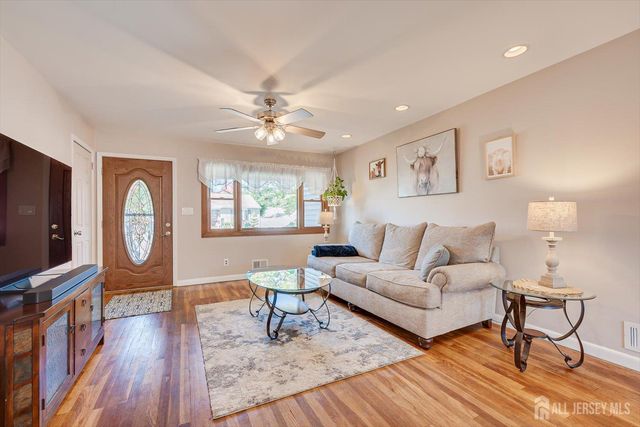 77 Wooding Avenue, Edison, NJ 08817