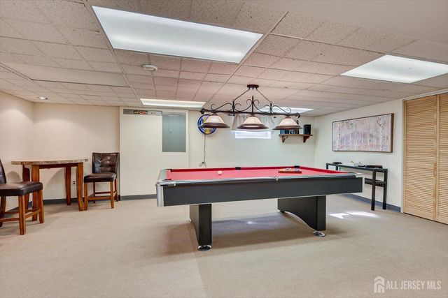 77 Wooding Avenue, Edison, NJ 08817