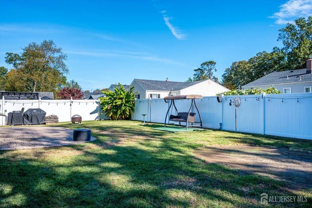 77 Wooding Avenue, Edison, NJ 08817