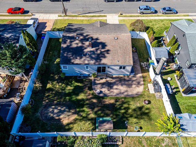 77 Wooding Avenue, Edison, NJ 08817