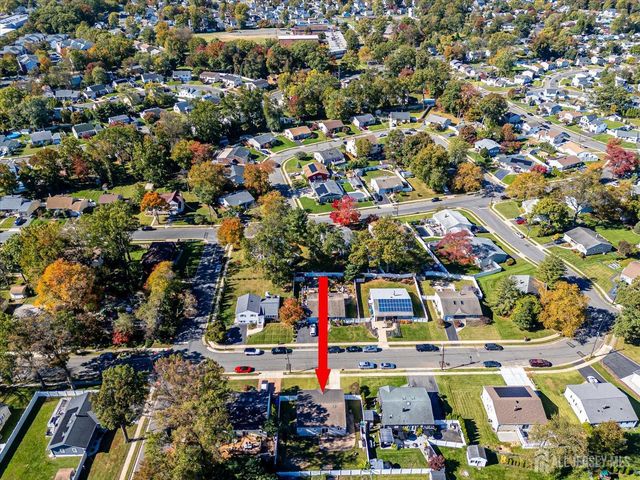 77 Wooding Avenue, Edison, NJ 08817