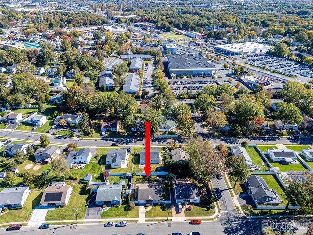 77 Wooding Avenue, Edison, NJ 08817