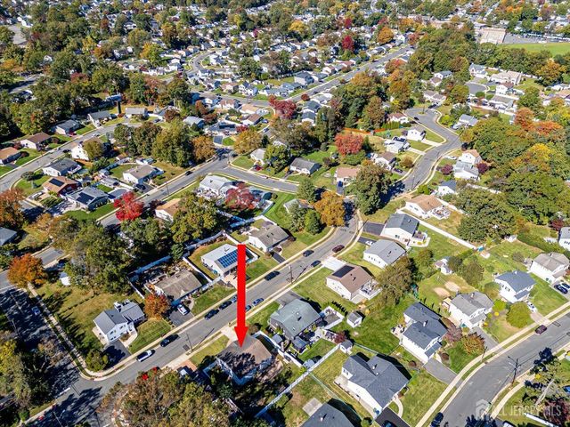 77 Wooding Avenue, Edison, NJ 08817