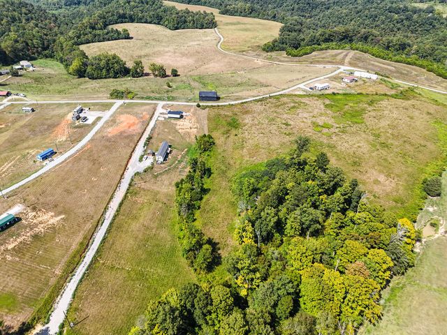 15 Harlan Road, Faubush, KY 42544