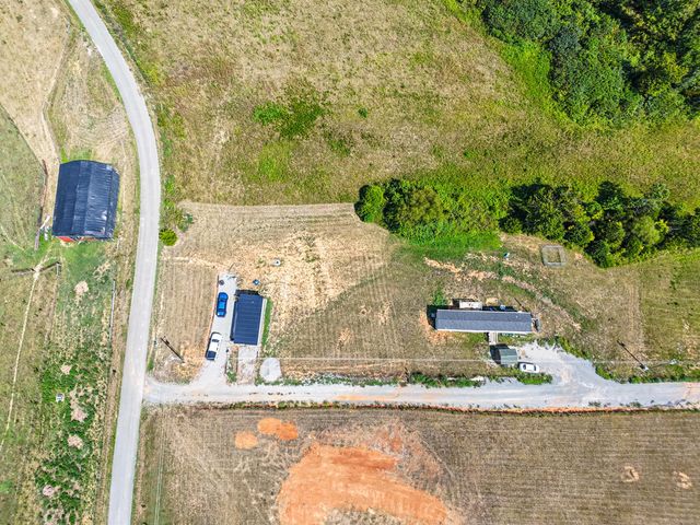 15 Harlan Road, Faubush, KY 42544