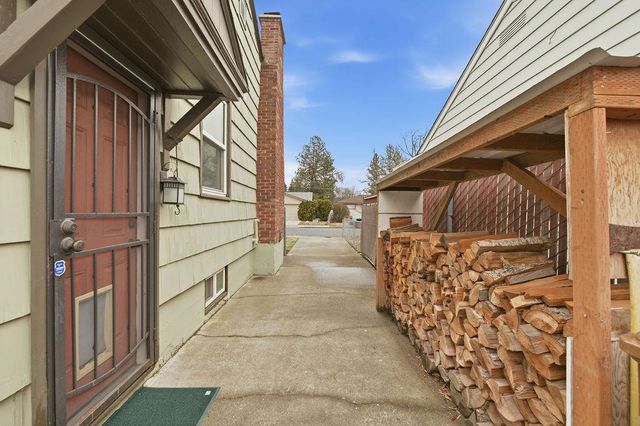 5407 N Madison St, Spokane, WA 99205