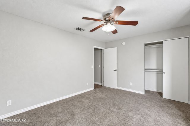 1574 W Highsmith Drive, Tucson, AZ 85746