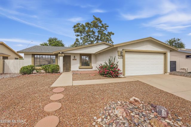 1574 W Highsmith Drive, Tucson, AZ 85746
