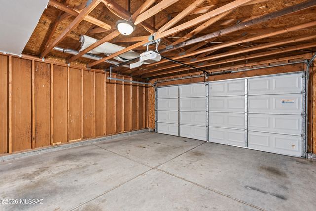 1574 W Highsmith Drive, Tucson, AZ 85746