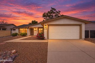1574 W Highsmith Drive, Tucson, AZ 85746
