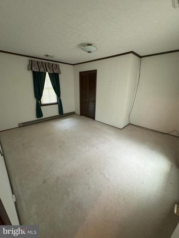 11312 TIMBUKTU LN, Midland, VA 22728