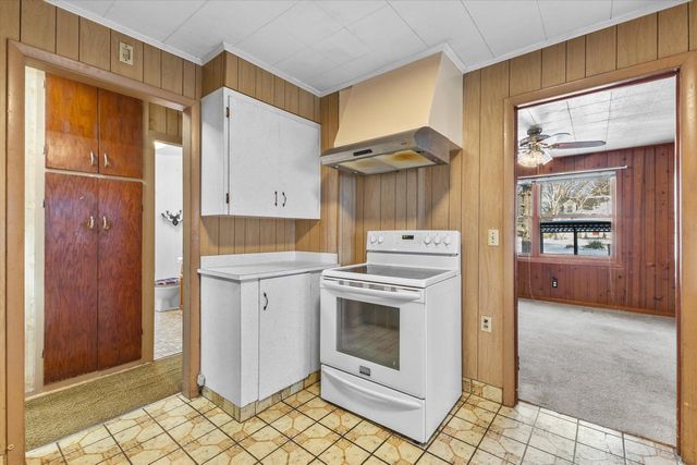 4723 Shirley AVENUE, Mount Pleasant, WI 53406