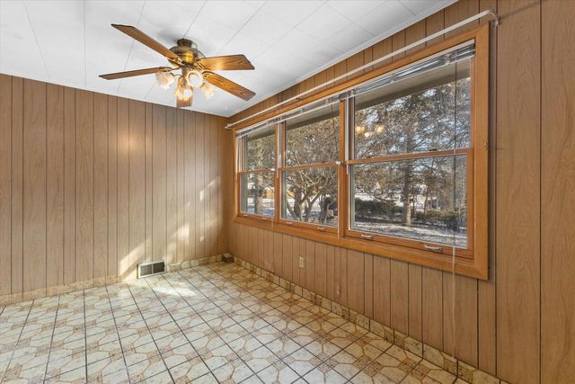 4723 Shirley AVENUE, Mount Pleasant, WI 53406