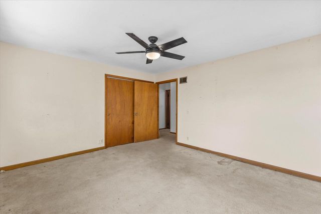 4723 Shirley AVENUE, Mount Pleasant, WI 53406