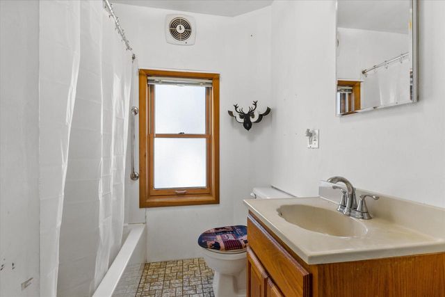 4723 Shirley AVENUE, Mount Pleasant, WI 53406