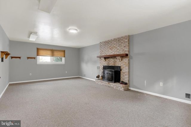 2975 CYPRESS RD S, Dover, PA 17315