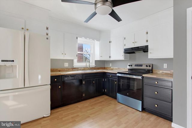 2975 CYPRESS RD S, Dover, PA 17315