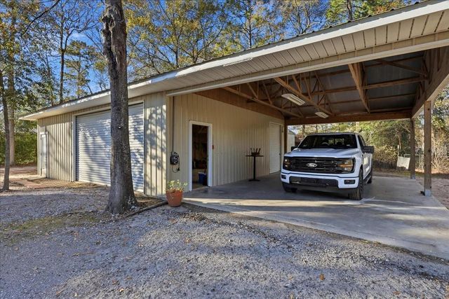 8483 Wingfield Drive, Lumberton, TX 77657