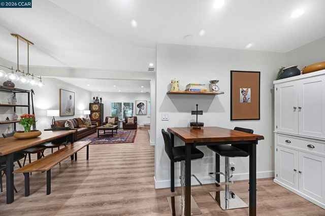 1713 Geary Rd, Walnut Creek, CA 94597