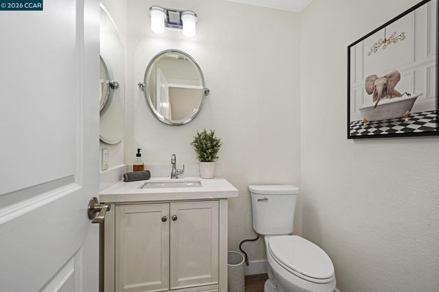 1713 Geary Rd, Walnut Creek, CA 94597