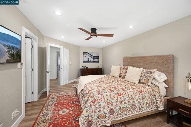 1713 Geary Rd, Walnut Creek, CA 94597