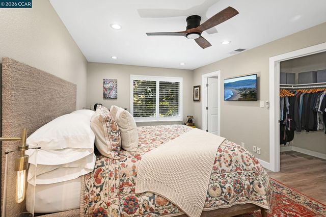 1713 Geary Rd, Walnut Creek, CA 94597