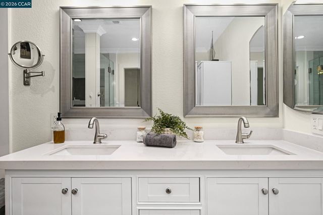 1713 Geary Rd, Walnut Creek, CA 94597