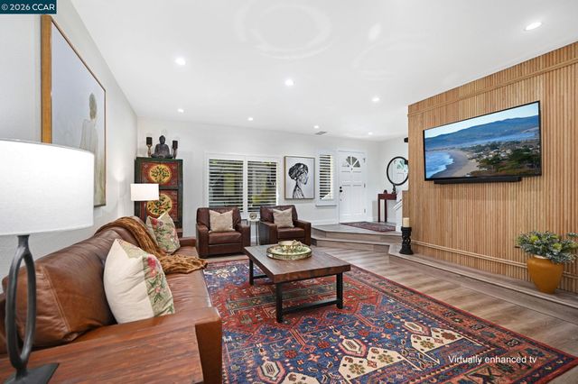 1713 Geary Rd, Walnut Creek, CA 94597