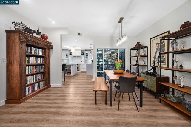 1713 Geary Rd, Walnut Creek, CA 94597