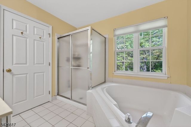124 York Dr, Montgomery Twp., NJ 08540