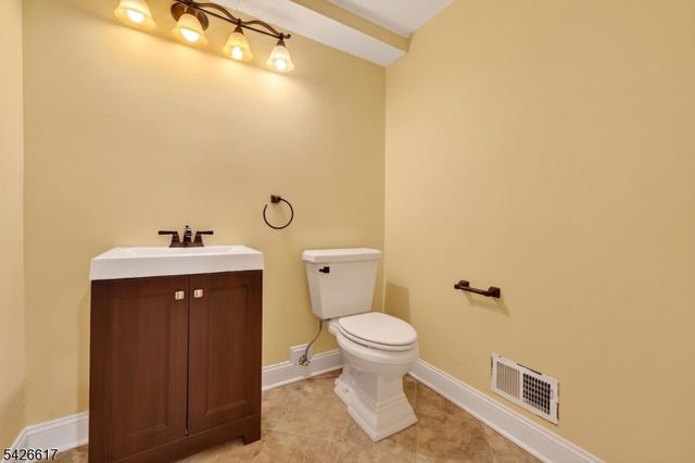 124 York Dr, Montgomery Twp., NJ 08540