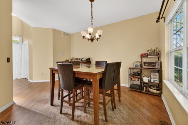 124 York Dr, Montgomery Twp., NJ 08540