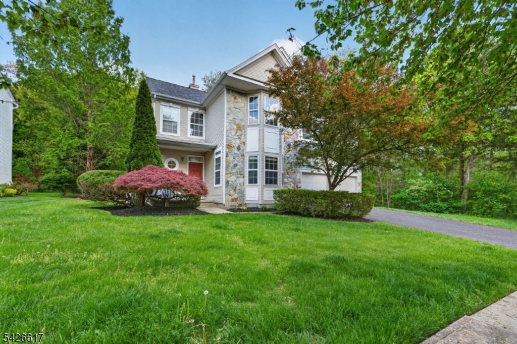 124 York Dr, Montgomery Twp., NJ 08540