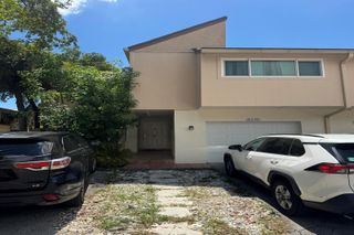 8230 NW 9th Court 6, Plantation, FL 33324