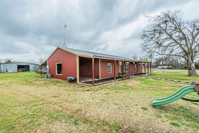 1398 Zagota Crossing Road, Terrell, TX 75161
