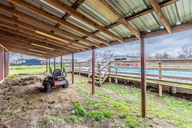 1398 Zagota Crossing Road, Terrell, TX 75161