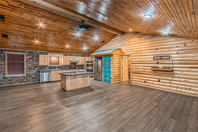 1398 Zagota Crossing Road, Terrell, TX 75161