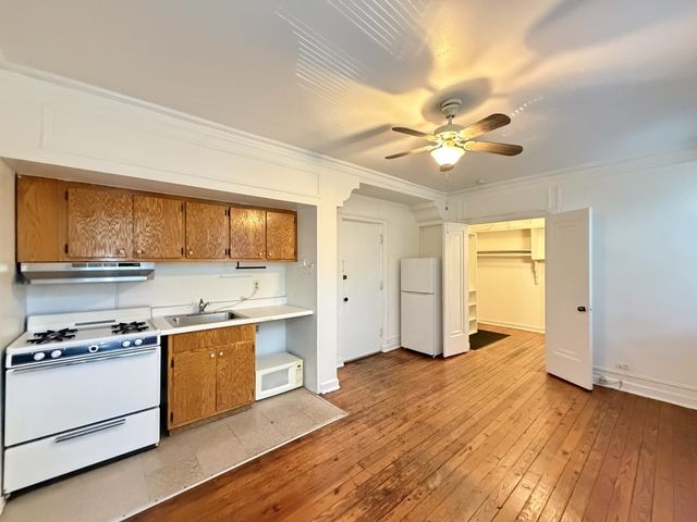 4060 N KENMORE Avenue 302, Chicago, IL 60613