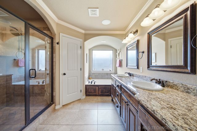 8416 N 76 East Avenue, Owasso, OK 74055