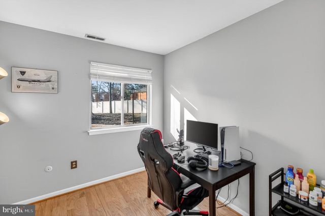 305-A KELLY COVE, Mount Laurel, NJ 08054